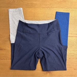 Outdoor Voice 2-tone Blue Leggings 💙